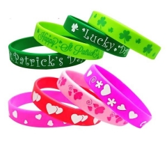  Silicone wristband