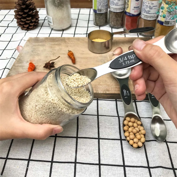 Magnetic Measuring Spoons