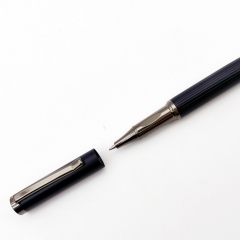 Open-Top Signature Pen
